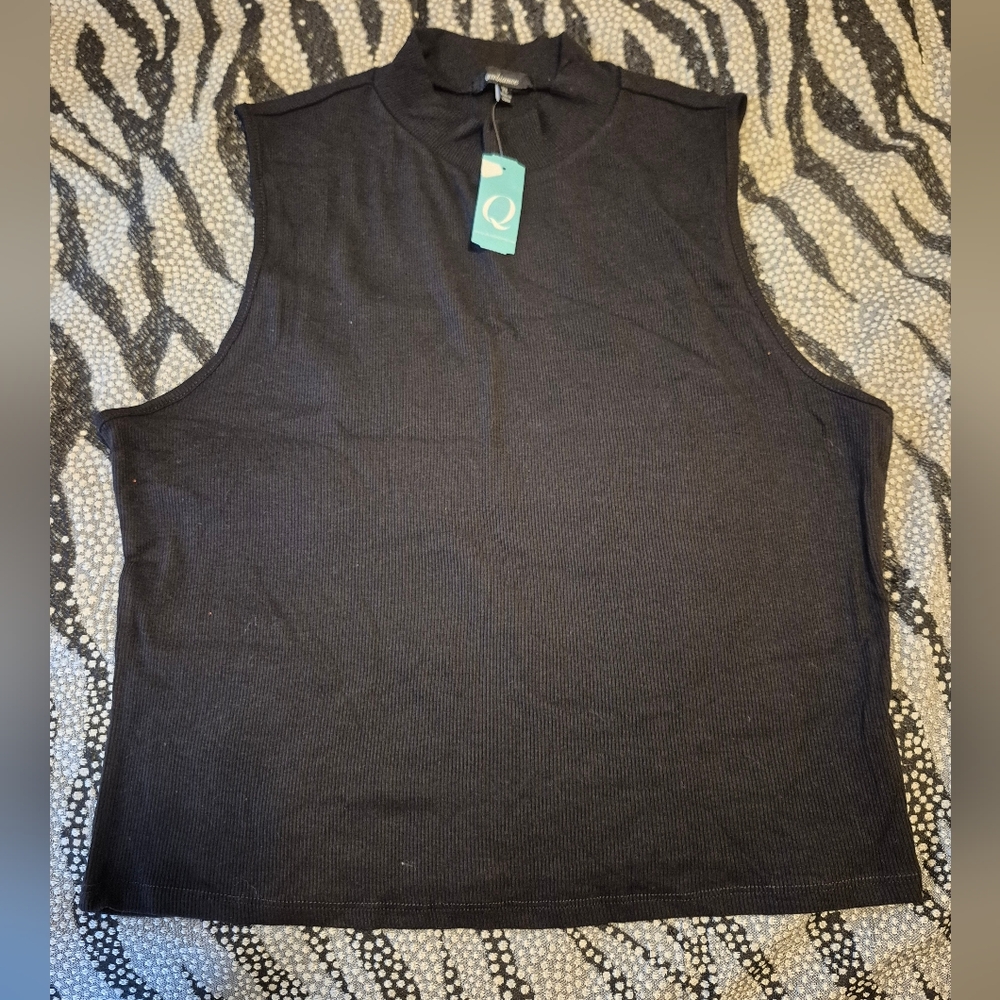 Women's Black Sleeveless Shirt